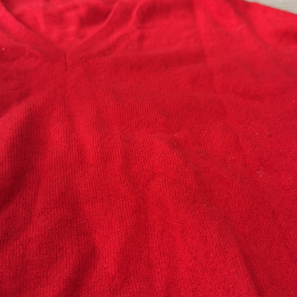 **Autograph Red V-Neck Sweater Soft Knit Ribbed - Picture 3 of 3